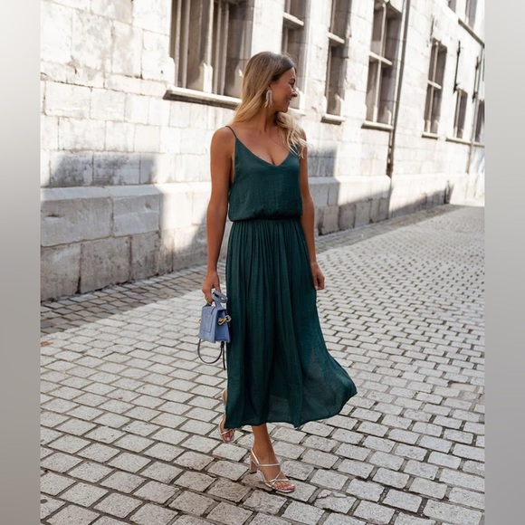 Dalie Midi Dress - NWT - Picture 2 of 10